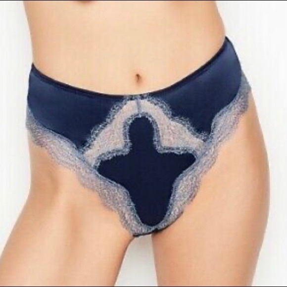 Victoria’s Secret 34D & Medium Brazilian Slip Panty & Leopard Print Plunge Bra - Picture 3 of 11